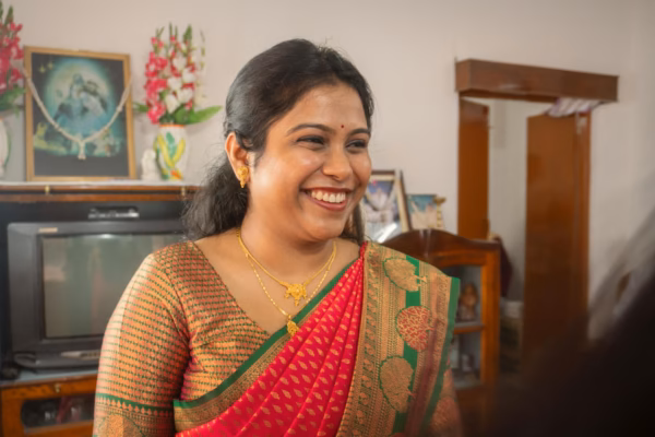 অভিনয় থেকে কি দূরে সরে যাচ্ছেন অভিকা গৌর? ব্যাঙ্ককের নতুন ঠিকানায় কি শুরু হচ্ছে নতুন সফর?
