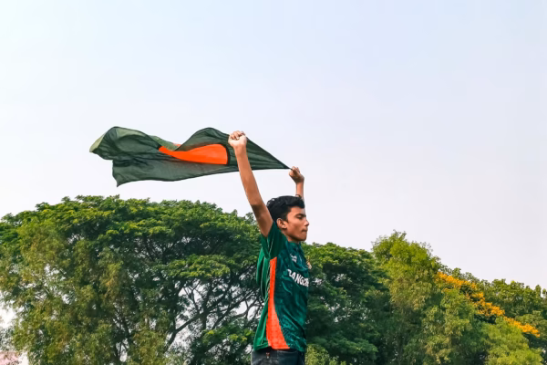 আইপিএলের আবহে রোহিত শর্মার ভাইরাল ভিডিও: ভক্তের সেলফি বিড়ম্বনা ও তারকা সুলভ ধৈর্য