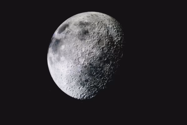 চাঁদের বুকে আছড়ে পড়বে SpaceX রকেট! তীব্র বিস্ফোরণ, নয়া গহ্বর তৈরি হওয়ার আশঙ্কা