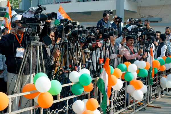 তৃণমূলের অন্দরে বিদ্রোহ: সাসপেন্ডেড নেতাদের নিশানায় অভিষেক বন্দ্যোপাধ্যায়ের টিম