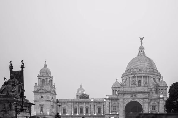 পশ্চিমবঙ্গে যোগীরাজ্যের IPS-এর বিরুদ্ধে মামলা হাইকোর্টে! কী জানাল আদালত?