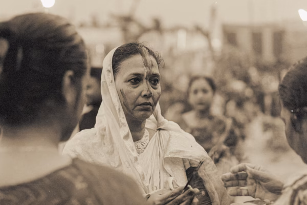 বিজয় এবং তৃষার সম্পর্ক নিয়ে সরগরম বিনোদন জগত: রাখি সবন্তের মন্তব্য ঘিরে নতুন বিতর্ক