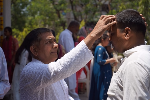 মুখ্যমন্ত্রী শুভেন্দু অধিকারীর বেলুড় মঠ সফর: আধ্যাত্মিকতা ও রাজনীতির মেলবন্ধন