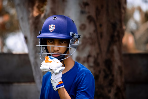 সৌরভ গঙ্গোপাধ্যায়ের বায়োপিক: রাজকুমার রাওয়ের লুক নিয়ে শোরগোল