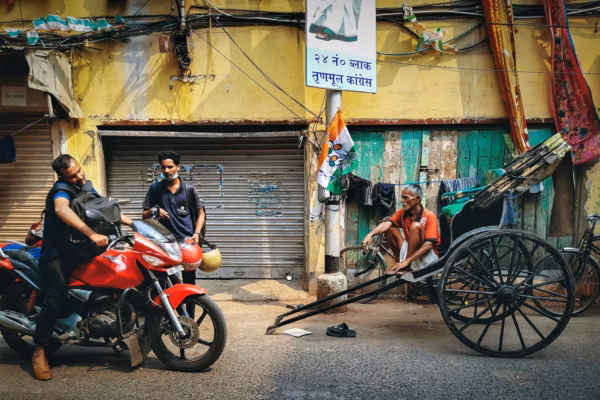 কলকাতার মেয়র পদ থেকে ইস্তফা ফিরহাদ হাকিমের, রাজনৈতিক মহলে জল্পনা তুঙ্গে