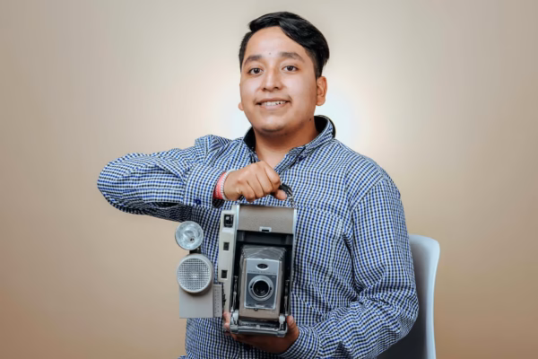 প্রয়াত কিংবদন্তি শিল্পী সুমন কল্যাণপুর, সুর জগতে শোকের ছায়া